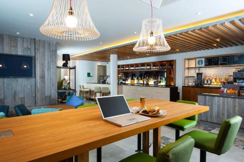 Holiday Inn Salisbury - Stonehenge an IHG Hotel - main image