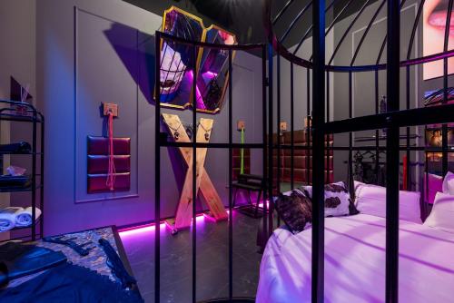 BDSM Apart Grey Manufaktura Centrum Miasta Legionów 18 , Idelny na Prezent, Parking na terenie , Tylko dla dorosłych ADULTS ONLY