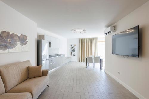 Exclusive Suites Riva - image 2