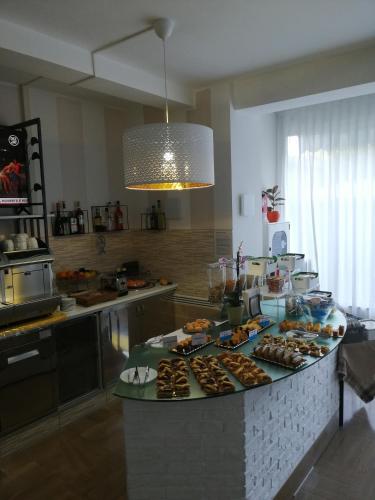 B&B - Meuble' - Hotel " CORDIALE " 2