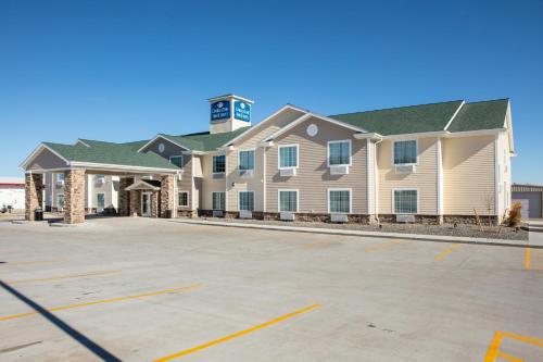 Cobblestone Inn & Suites - Pine Bluffs