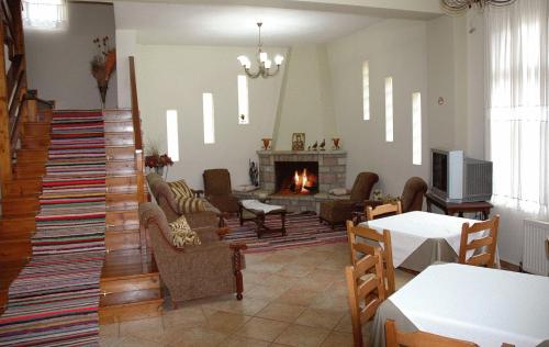 Aroanios Hotel in Kleitoria (Akhaia)