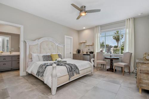 Centrally Located Guest Suite Retreat - Conway, FL