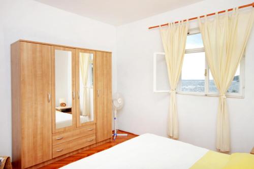 Apartment Zavalatica 189b - image 14