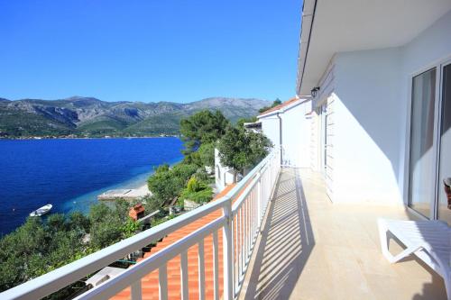Apartments by the sea Tri Zala Korcula - 174 - image 6