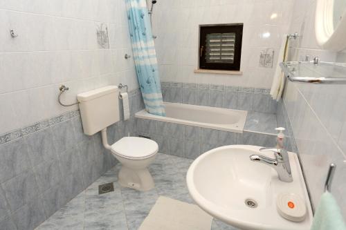 Apartments by the sea Racisce Korcula - 151 - image 2