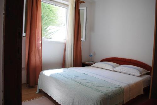 Apartments by the sea Zavalatica Korcula - 182 - image 2
