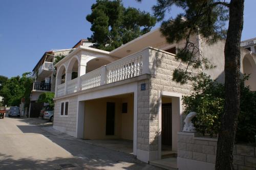 Apartments by the sea Zavalatica Korcula - 185 - main image