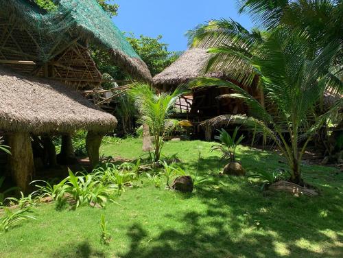 花园, ENSUEÑOS NATURAL RESERVE Little Corn Island Nicaragua (ENSUENOS NATURAL RESERVE Little Corn Island Nicaragua) in 小马伊斯群岛