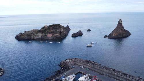 L'Isola e i Faraglioni house