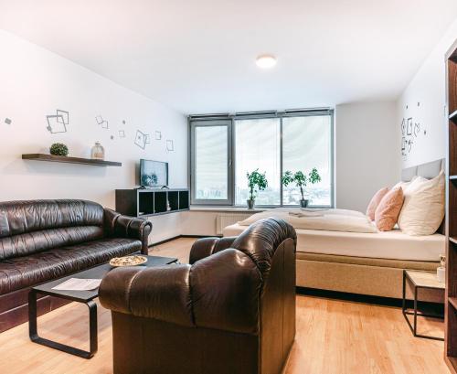 Flora Cozy Apartment - image 12