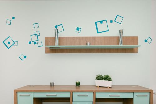 Slavic Spacious Apartment - image 11