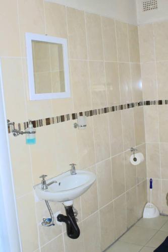 Fabulous Rest Inn in Francistown