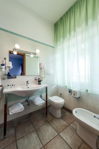 Millennium Gold Hotel, Neapol (zdjęcie 3)