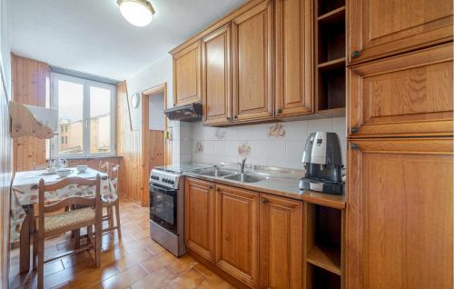 Amazing Apartment In Camogli With Wifi