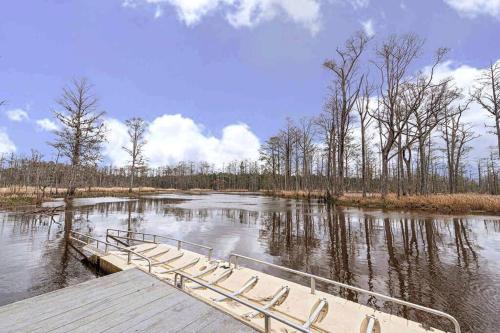 Millcreek Cottage Minutes from Downtown Wilmington in Leland (NC)