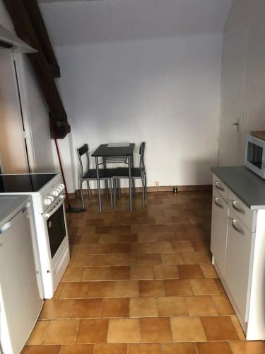 Appartement 1 chambre in Пуллі-сюр-Луар
