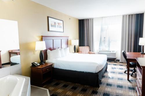 كانتري إن آند سويتس باي راديسون - هيلين - جورجيا (Country Inn & Suites by Radisson, Helen, GA) in هيلين - جورجيا