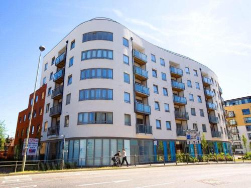 2 Bedroom & 2 Bathroom Apartment - Tca58