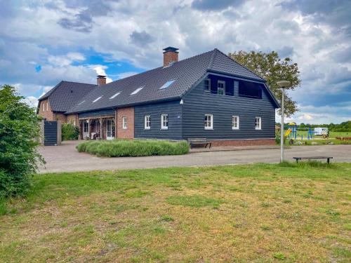 Lodge Slabroek - image 7