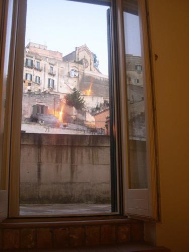 Sax Barisano - main image