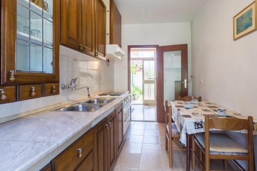 Apartment Umag 7063b - image 14