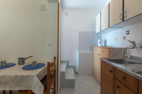 Apartments with a parking space Umag - 7063 - image 8