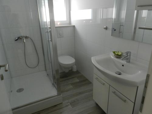 One-Bedroom Apartment with Balcony image 5