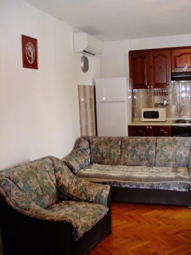 Apartments with a parking space Tribulje, Krk - 15223 in Tribulje