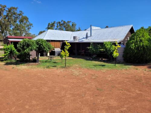 Eccles - Rustic style accommodation with Mod Cons