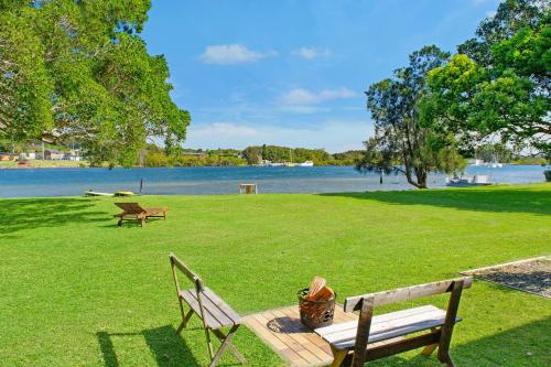 Kert, Punt House - riverfront home with ramp access in Dunbogan