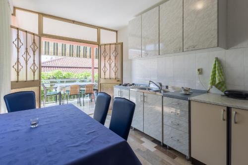 Apartments with a parking space Umag - 7063 - image 6