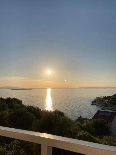 Apartments by the sea Lun Pag - 9395 - image 3