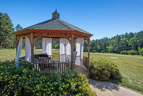 Black Forest Inn Bed & Breakfast - image 7