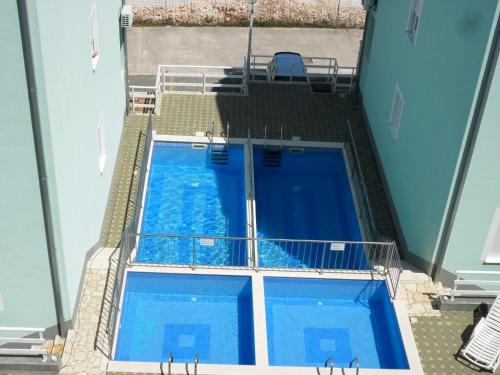 Apartments with a swimming pool Mastrinka Ciovo - 11717 - image 14
