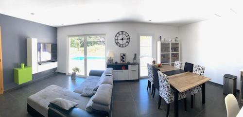 Létesítmények, Jolie maison de 110 m 2, pour 6 personnes, au calme, avec piscine in Saint-Saturnin-les-Apt