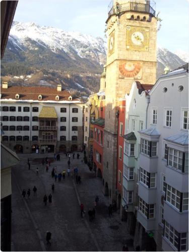 Blick aufs Goldene Dachl Innsbruck