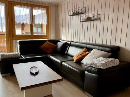 Chalet Diana - Spacious flat - Village core - South facing - Ski-in/Ski-out in Bettmeralp