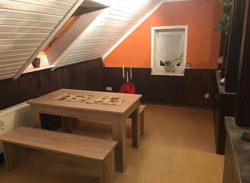 Gemütliche 3 Raum Wohnung im Dachgeschoss (Gemutliche 3 Raum Wohnung im Dachgeschoss) in Ehrenfriedersdorf