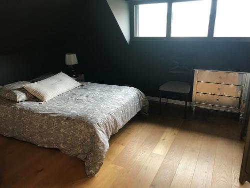 Vaste Chambre Privée proche du Centre de Rennes