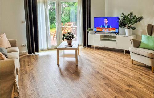 Stunning apartment in Passow OT Charlottenho with WiFi and 1 Bedrooms