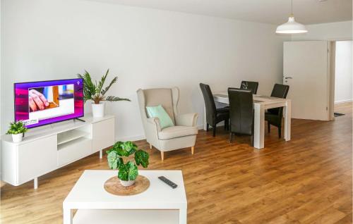 Stunning apartment in Passow OT Charlottenho with WiFi and 1 Bedrooms