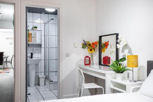 Picture of Malone Crescent Apartment - 2Br, 2B In City Centre