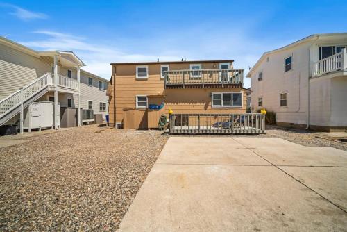 Beach Getaway Parking 2 blocks to Beach in Brigantine, USA
