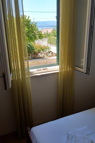 Two-Bedroom Apartment with Terrace image 10