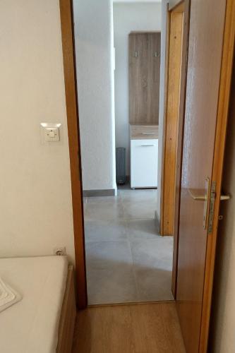 Two-Bedroom Apartment with Terrace image 8