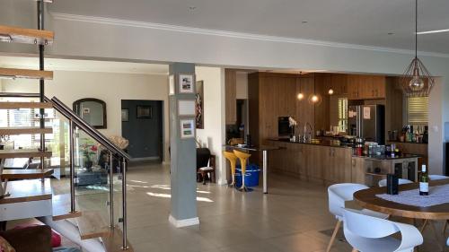 Langebaan Golf Estate - Signature Hole 24hrs power in Langebaan Country Estate