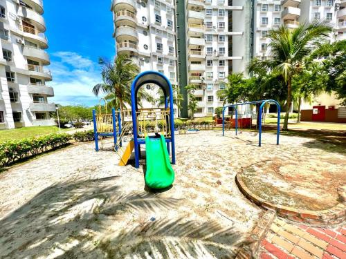 ملعب للأطفال, Maya Apartment Bay View Villas in بورت ديكسون