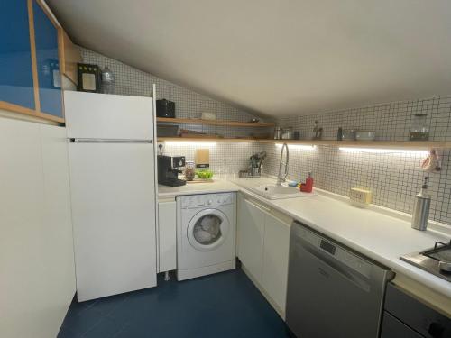 Design Apartment in City Center with Terrace, Palermo (fotografie 9)