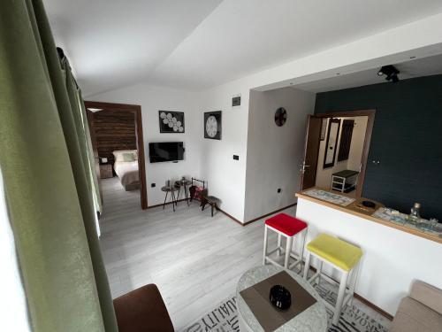 1 double bed, 1 sofa bed